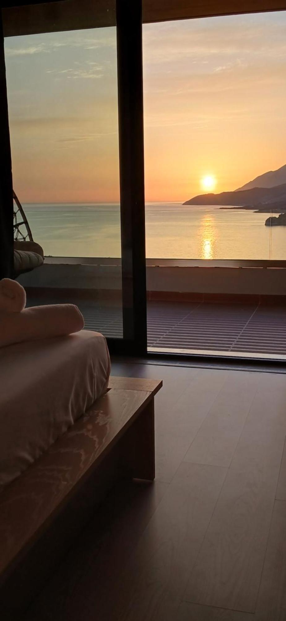 Anassa Suites Himare Buitenkant foto