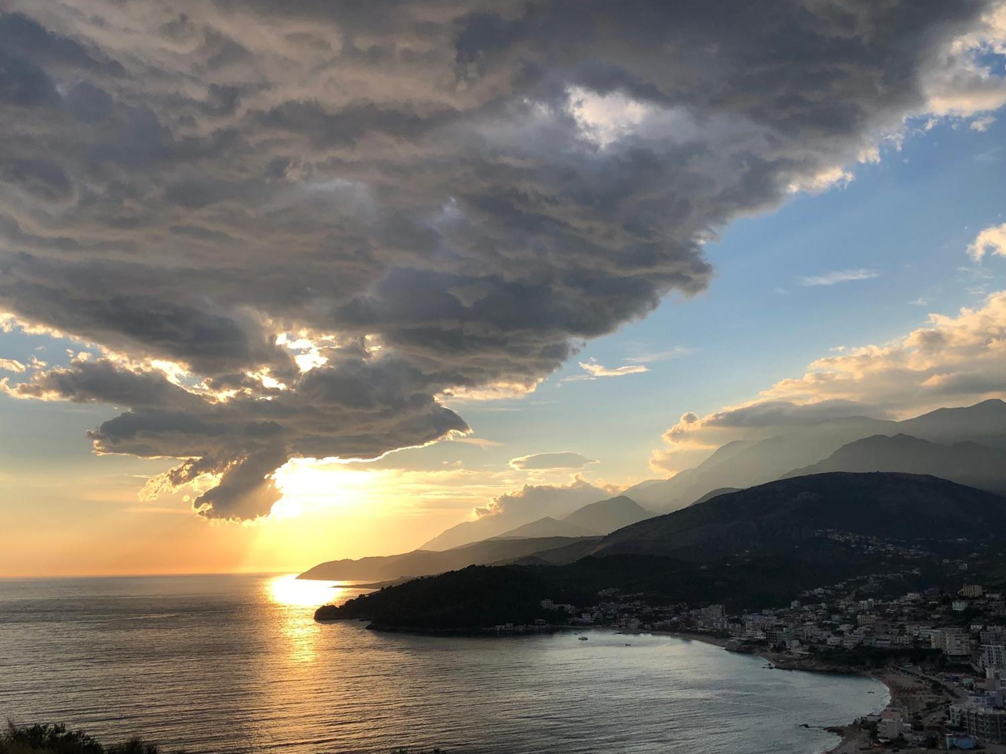 Anassa Suites Himare Buitenkant foto