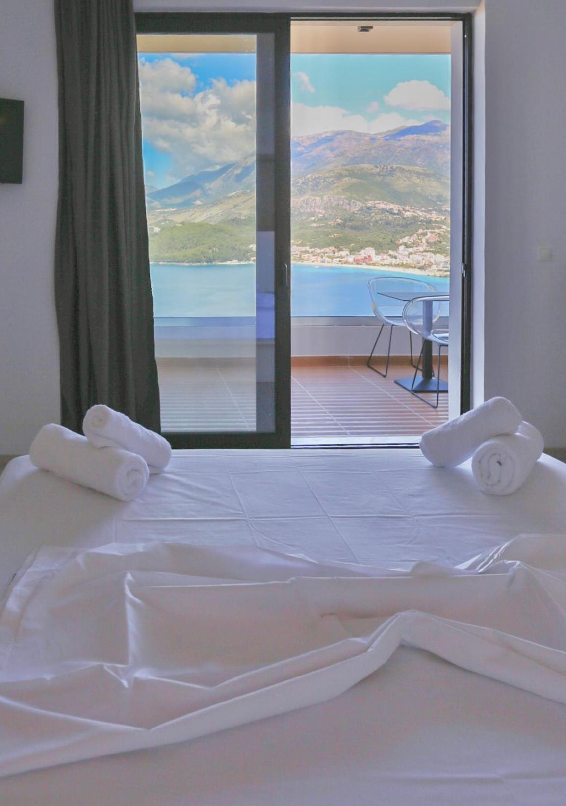 Anassa Suites Himare Buitenkant foto