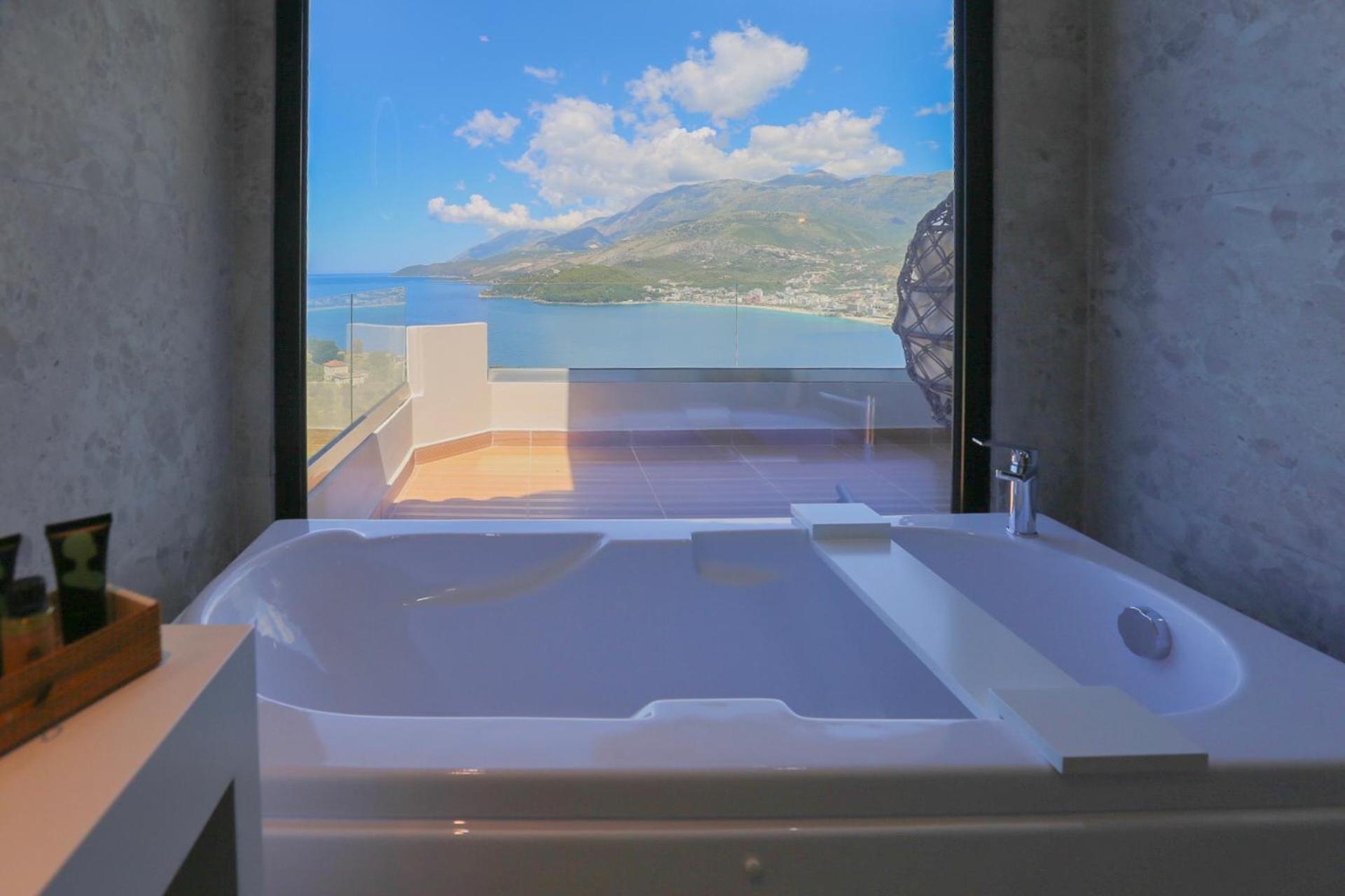 Anassa Suites Himare Buitenkant foto